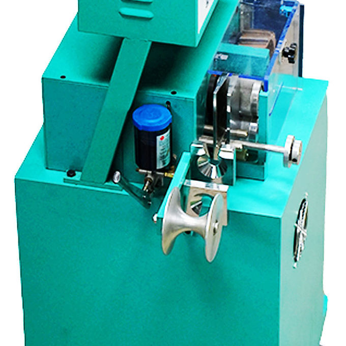 Granulador humanizado 3kw de la máquina de reciclaje de botellas plásticas residuales de diseño 2